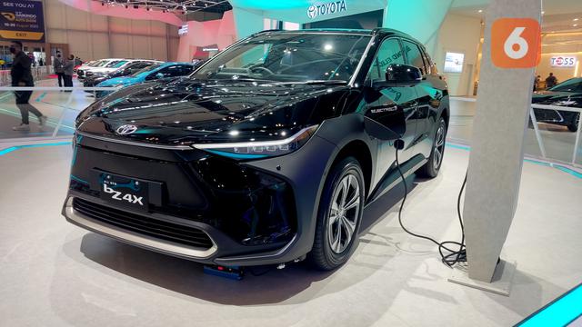 Mobil Listrik Toyota bZ4X Resmi Meluncur Pada 10 November 2022