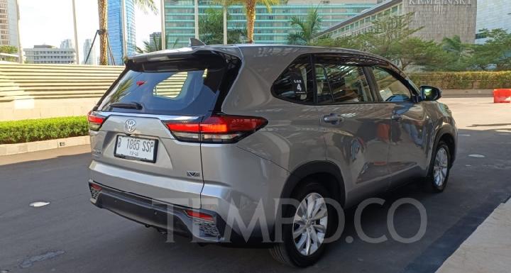 Kijang Innova Zenix Hybrid Sudah Tembus 1200 Pesanan