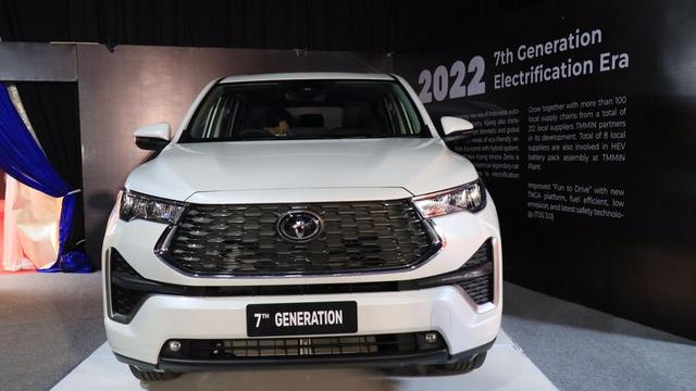 Toyota Lebih Fokus ke Mobil Hybrid Yang Volumenya Paling Banyak