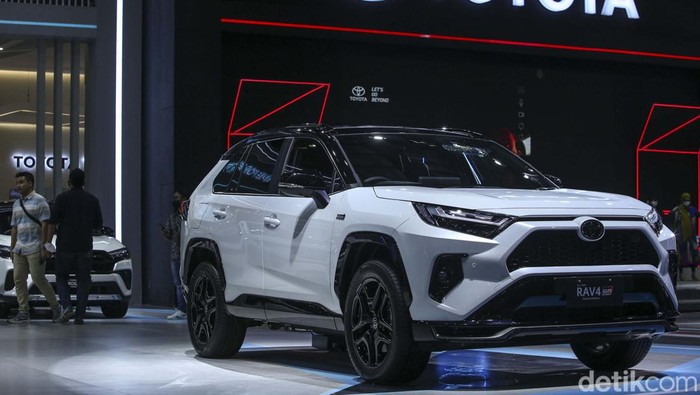 Inilah Skema Kredit Toyota RAV4 GR Sport PHEV, Cicilan per Bulan Rp 24,4 Juta