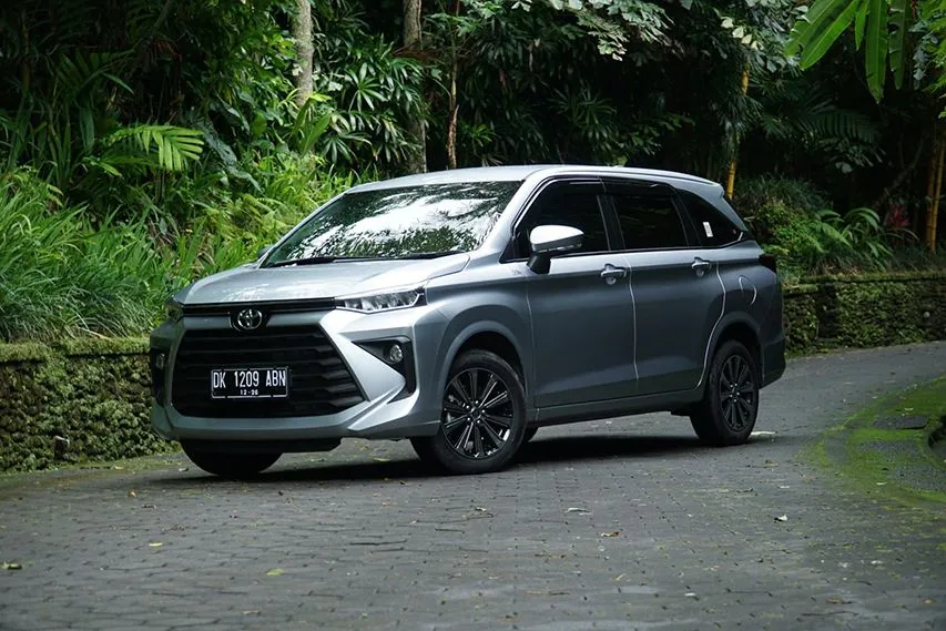 Kisaran Harga Bekas Mobil Toyota Avanza & Veloz 2022 di Jabodetabek