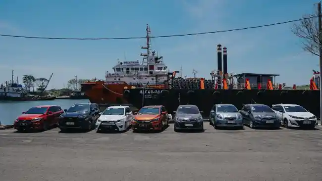 TYCI Rayakan Ultah Ke-18 Dengan Mencoba Line Up Hybrid Toyota ke Cirebon
