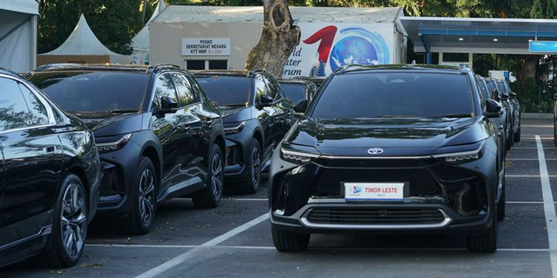 Mobil Listrik Toyota bZ4X Siap Hadir: Setelah Debut Gemilang di Acara Pelantikan!